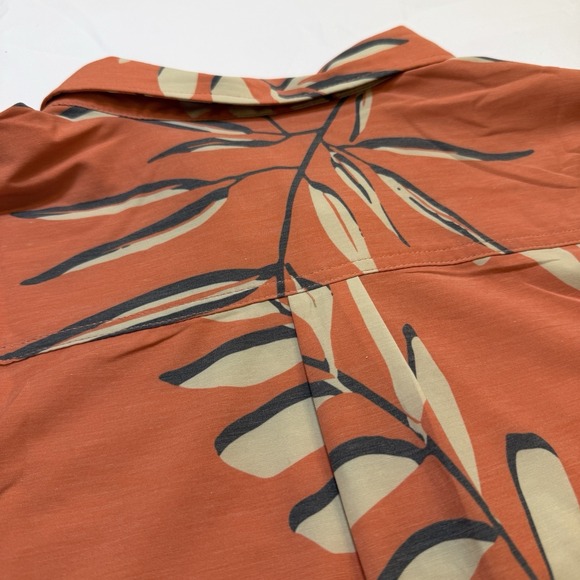 O'Neill Trvlr series 2XL UPF 50+ Short Sleeve Shirt Moisture Wicking Stretch NWT - Picture 12 of 15